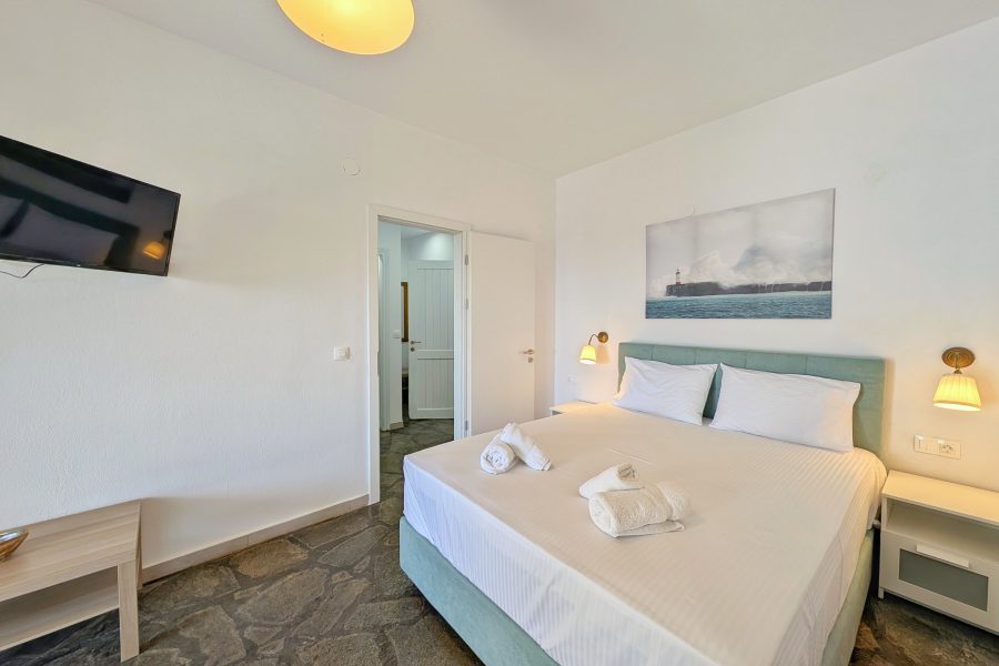 Artemis front bedroom wide